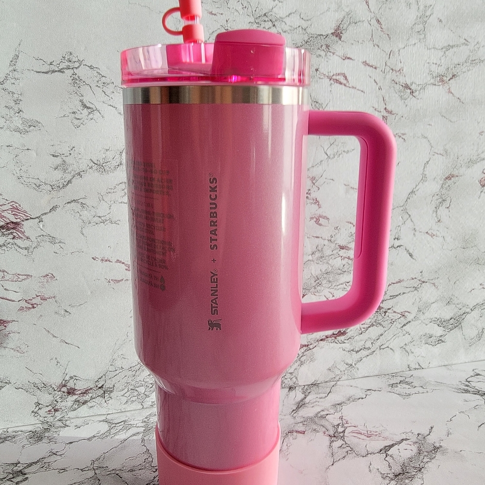 Starbucks x Stanley Winter Pink 40oz+UK Starbucks chocolate gold coin